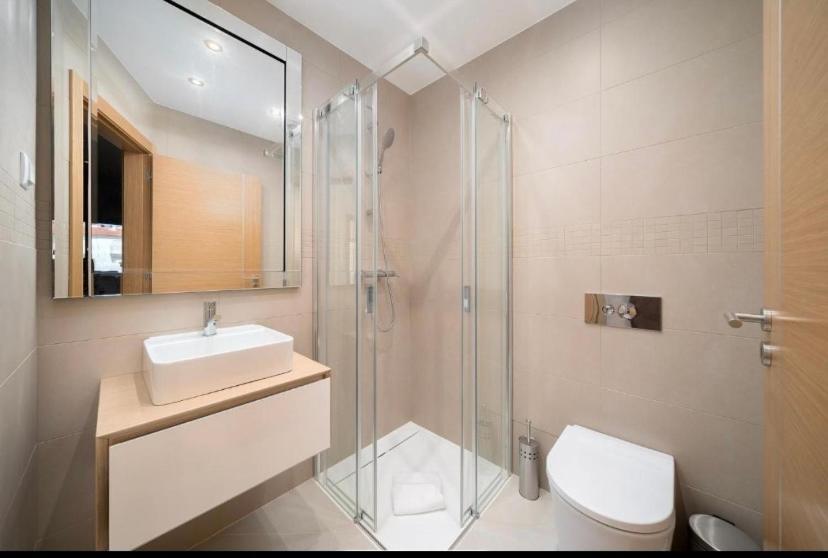 Modern Lagos Accomodation Rooms エクステリア 写真